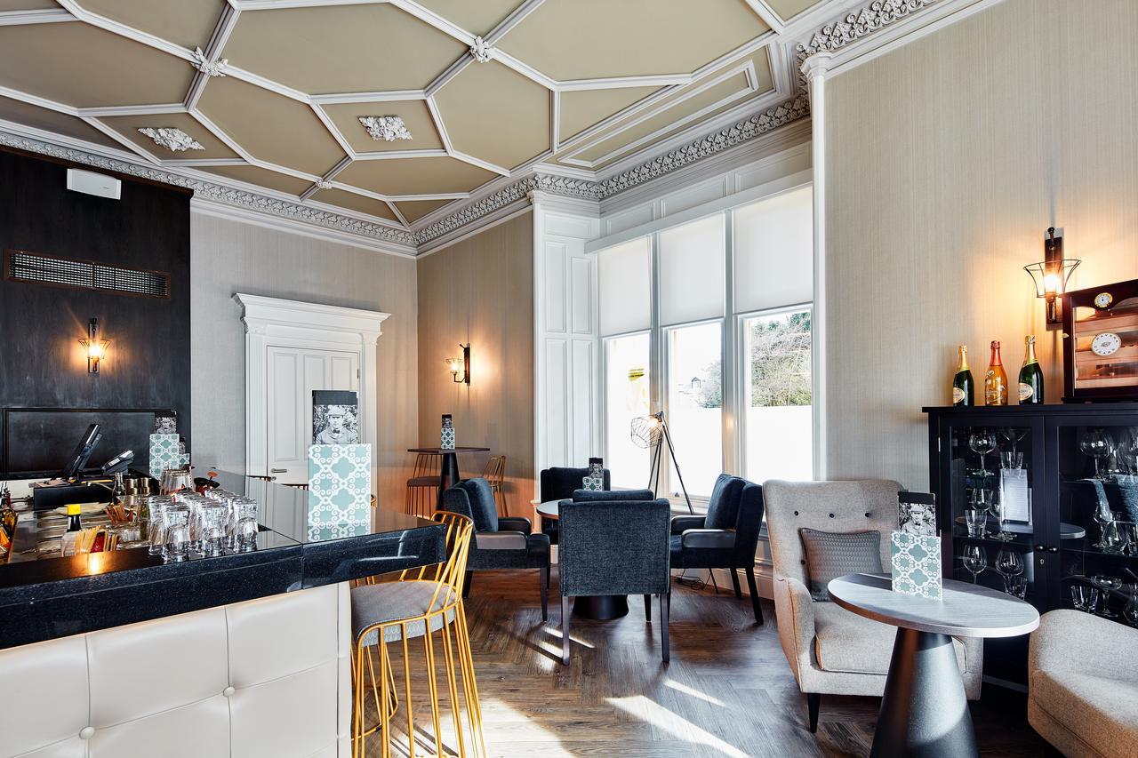 Oddfellows On The Park Cheadle  Exterior foto The Drawing Room at The Ivy, Edinburgh