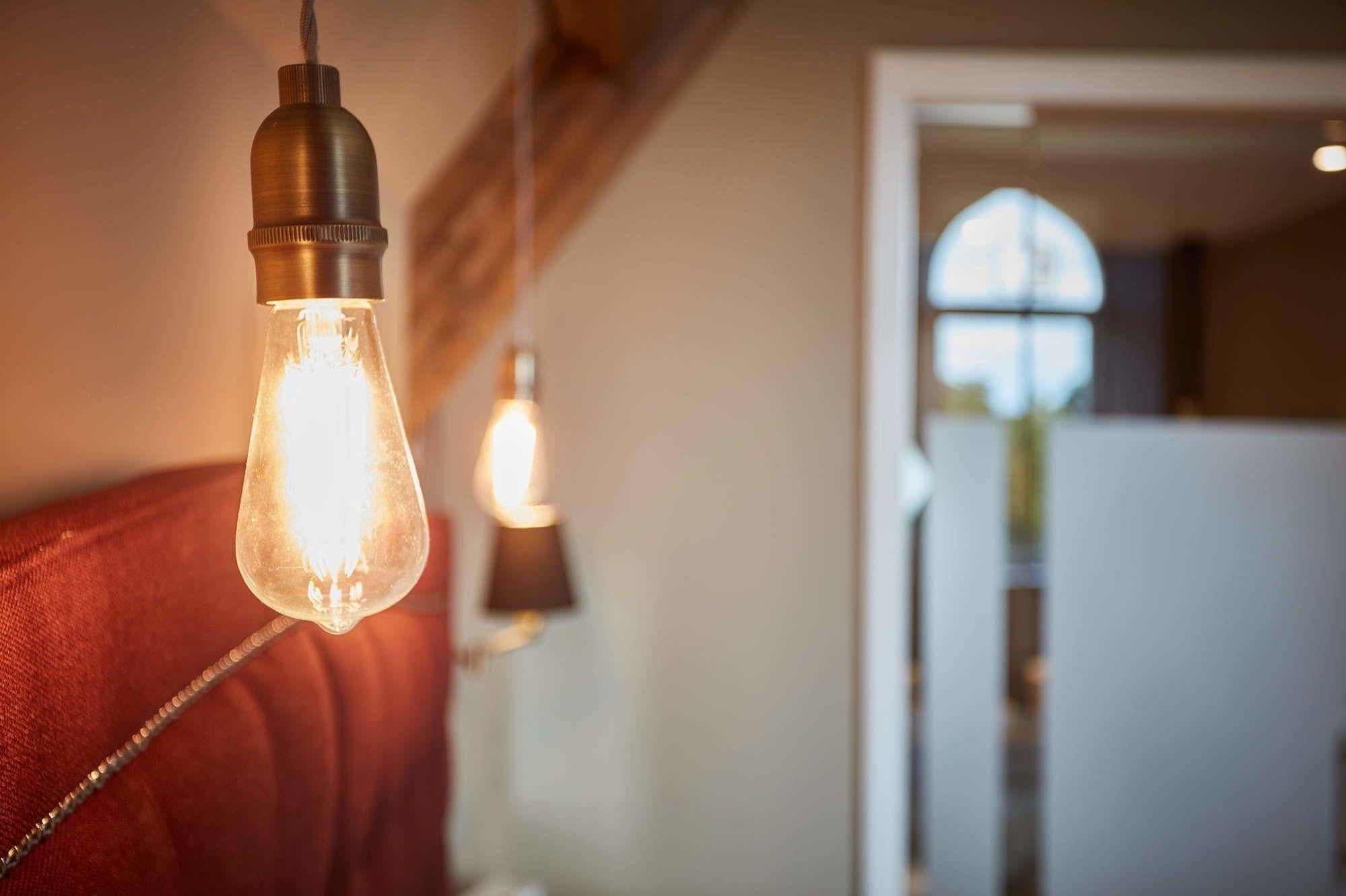 Oddfellows On The Park Cheadle  Exterior foto A light bulb